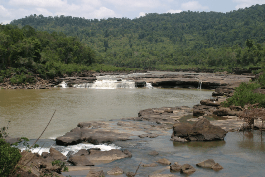 attraction-Koh Kong Introduction Waterfall.png